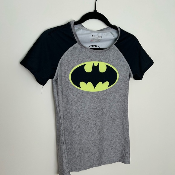 BLACK FRIDAY SALE: Women's Under Armour Batman T-Shirt-Xsmall - Picture 2 of 3